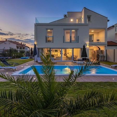 Villa Eni Gedici Luaran gambar