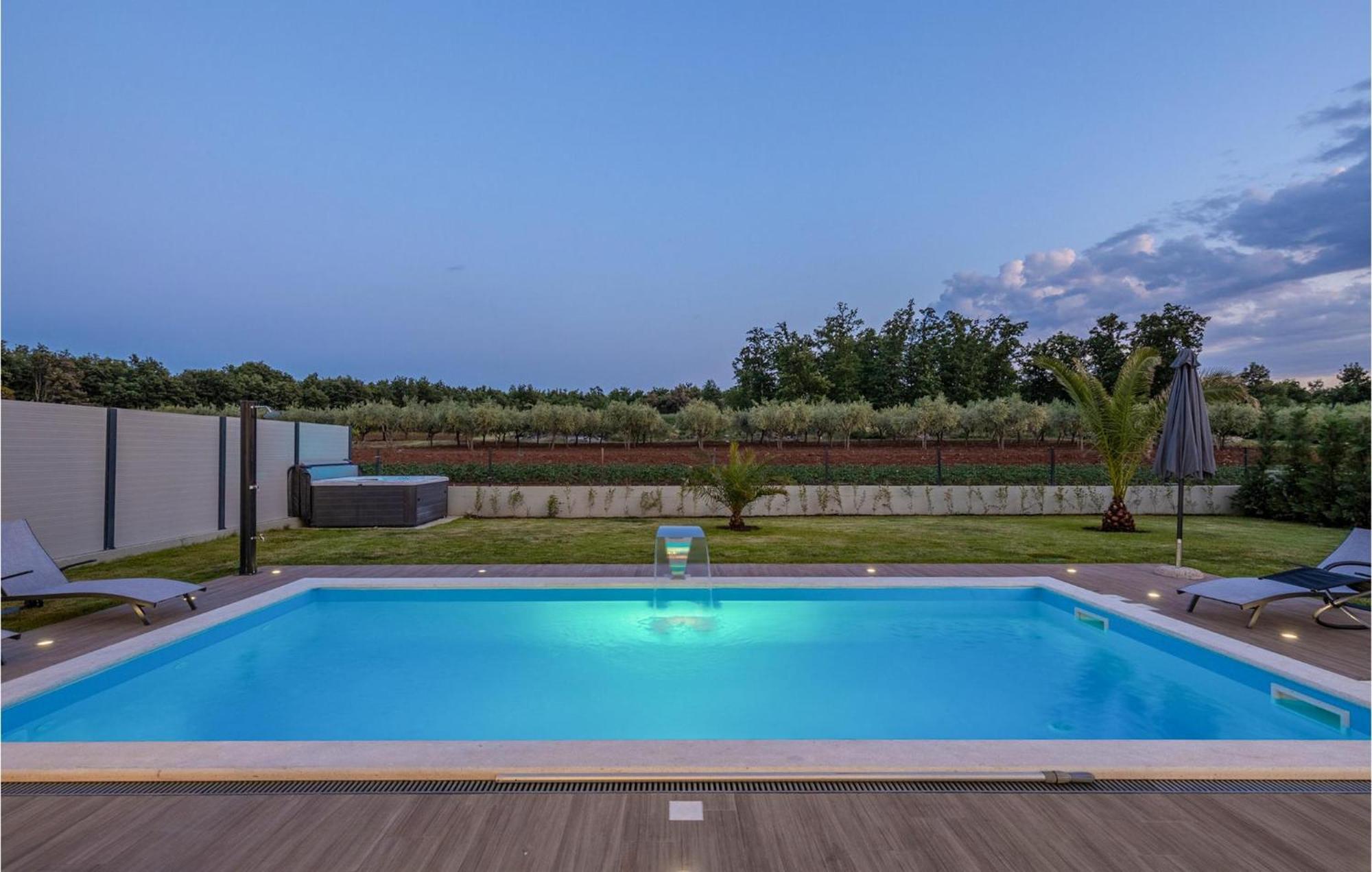 Villa Eni Gedici Luaran gambar
